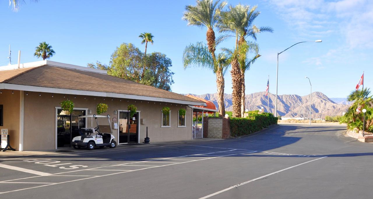 Indian Wells Rv Resort Indio Bagian luar foto