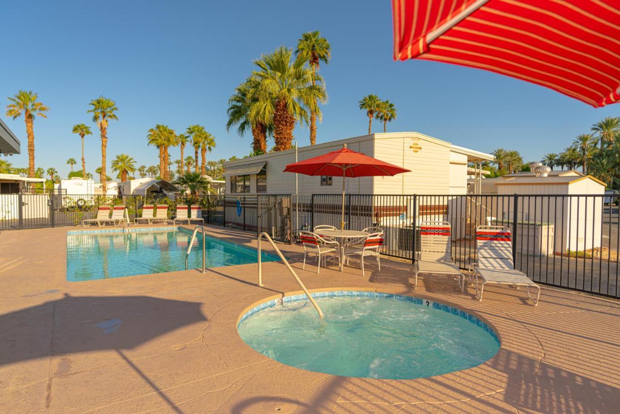 Indian Wells Rv Resort Indio Bagian luar foto