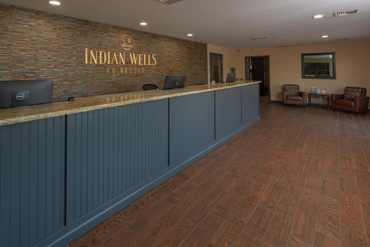Indian Wells Rv Resort Indio Bagian luar foto